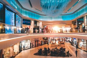 Patronii mall-urilor din România, scrisoare deschisă către Guvern: Mii de afaceri, din 25 de oraşe, sunt afectate de amânarea deschiderii centrelor comerciale