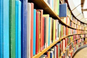 Activitatea Bibliotecii Judeţene „Bod Péter” se reia, parţial, astăzi