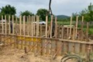 FOTO. Poduri şi podeţe peste Hăuzeasca! Lucrări în plină desfăşurare la Fârdea