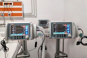 10 ventilatoare mecanice pentru Secţia ATI a Spitalului Judeţean Alba Iulia: Licitaţie de peste 1.000.000 lei