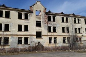 Primăria Săcele a scos la licitaţie execuţia documentaţiei tehnice pentru refacerea „Ambasadei franceze”