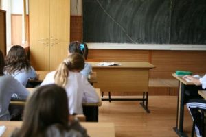 A fost aprobat calendarul pentru admiterea la liceu/ Înscrierile încep pe 2 iulie, repartizarea computerizată are loc pe 10 iulie