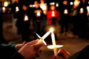 În această noapte, în bisericile şi mânăstirile din Arhiepiscopia Tomisului se va oficia din nou slujba de Înviere