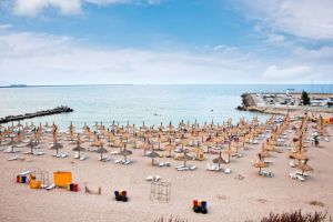 Nelu Tătaru: Plajele ar putea fi deschise după 15 iunie dacă numărul cazurilor zilnice continuă să scadă