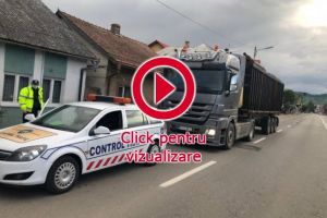 Camion cu lemne, supraîncărcat, depistat la controlul cu cântarul al inspectorilor ISCTR