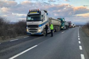 Șoferii arădeni de transport de marfă au primit AMENZI de peste 50 de MII de lei