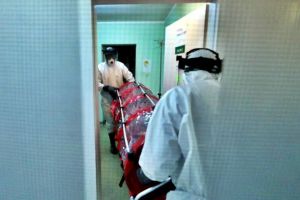 Doi bărbaţi din Timiş şi alte patru persoane infectate cu COVID-19 au murit