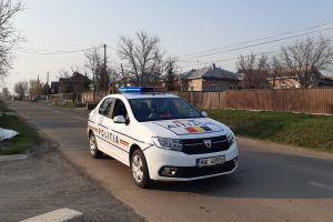 Un botoşănen aflat în izolare la domiciliu, amendat după ce a primit în vizită un prieten. Acesta se întorsese din Italia