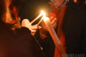 Paşte cu repetiţie, în această noapte, la Constanţa. Credincioşii, chemaţi să ia din nou Lumină