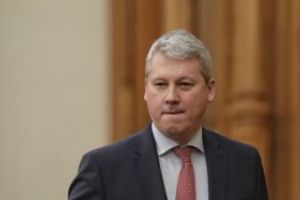 Predoiu cere prudenţă în gestionarea bugetului MJ, afectat de cheltuielile pentru protecţia salariaţilor