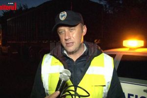 Camion cu lemne, supraîncărcat, depistat la controlul cu cântarul al inspectorilor ISCTR