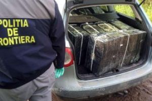 Poliţiştii de frontieră au confiscat peste 20.000 de pachete cu ţigări la Sarasău şi Crasna Vişeului