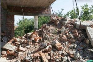 Amenzi uriaşe pentru doi timişeni care au încercat să se scape de deşeurile din construcţii. Autoutilitarele le-au fost confiscate