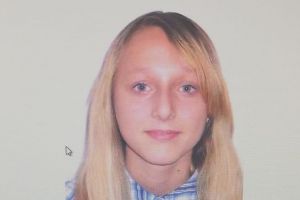 FOTO! Adolescenta de 17 ani, dată dispărută de familie, a fost găsită de poliţiştii botoşăneni. Unde se afla