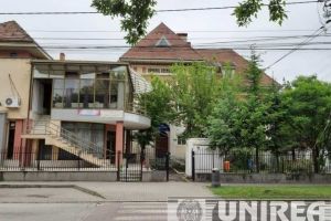 Lucrări pentru implementarea cerinţelor ISU la Colegiul Economic „Dionisie Pop Marţian” şi Grădiniţa cu program prelungit nr.10: Licitaţie de aproape 600.000 lei