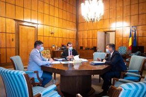 Primarul Iaşului, Mihai Chirica cu proiectele pe masa cu premierul Ludovic Orban
