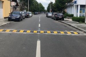 LIMITATOARE DE VITEZĂ PE STRADA BANAT