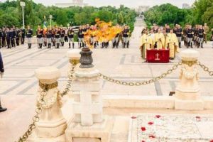 Eroii neamului românesc,  pomeniţi de întreaga suflare creştină