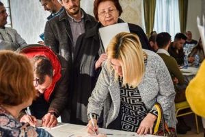 21 de afaceri primesc până la 100.000 de euro fiecare. Primăria Tălmaciu organizează cursuri pentru accesarea acestor fonduri
