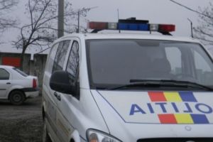 Suspectul principal al unui furt dintr-o biserica din Navodari, incatusat
