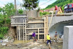 Circulaţia peste podul de la intersecţia străzilor Valea Ghinzii – Aerodromului, închisă