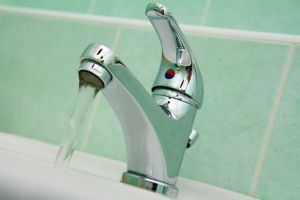 Apa de la robinet din şase localităţi nu va fi potabilă în perioada 1-3 iunie