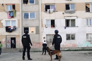 Poliţiştii sătmăreni, pe urmele celor izolaţi la domiciliu!