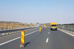 ATENȚIE şoferi! Circulaţie ÎNGREUNATĂ pe autostrada A1