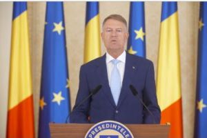 Klaus Iohannis: Din 1 iunie se redeschid terasele. Se merge la plaja. Se reiau spectacolele in aer liber. Gata cu declaratiile. Ce spune despre examenele elevilor