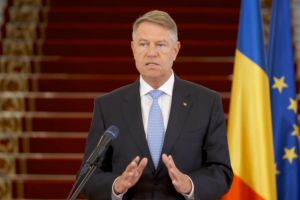 Veşti bune: scăpăm de declaraţia pe proprie răspundere