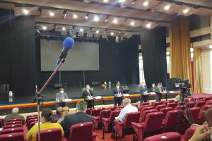 Trei poduri peste râul Ialomiţa vor fi reabilitate. Pentru alte trei poduri se pregătesc documentaţiile.