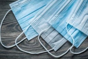 44.000 de măşti distribuite şcolilor de către Consiliul Judeţean; alte 130.000 – aşteptate de la Ministerul Educaţiei