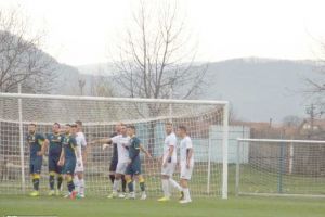 După ce s-a “îngheţat” campionatul Ligii a 3-a, la Industria Galda de Jos – contracte înjumătăţite pe perioada pauzei competiţionale