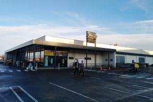 Construcţia a două blocuri şi a unui centru comercial în municipiul Botoşani, respinsă de consilierii locali