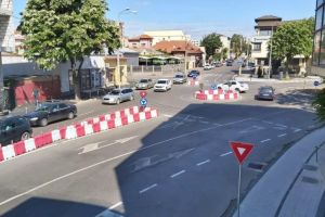Atentie, soferi! Se decoperteaza carosabilul pe strada I.G. Duca, la intersectia cu bulevardul Mamaia
