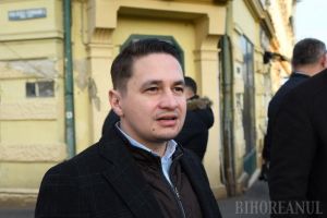 Emilian Pavel moare de grija noastră