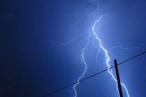 Cod galben de vreme rea, în judeţul Timiş. Se anunţă grindină şi ploi