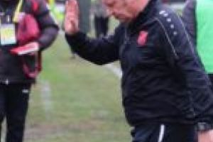 Dorinel Munteanu, prea scump pentru CSM Reşiţa?!