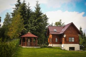 Au început rezervările pentru cabana din comuna Călăţele