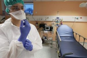 Situaţia la zi a numărului de vindecări şi îmbolnăviri COVID-19
