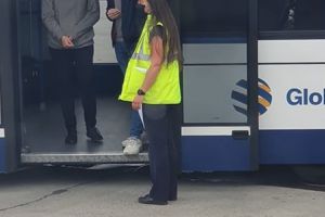 „IDIOȚI!” Deputatul Emanuel Ungureanu, despre angajaţii de la Aeroportul Otopeni