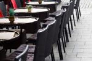 Sprijin pentru patronii de terase din Reşiţa! Chirie la jumătate de preţ
