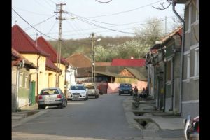 15 LIMITATOARE DE VITEZĂ vor fi amplasate în zona trecerilor de pietoni, pe mai multe drumuri judeţene din Alba. LOCALITĂȚILE unde vor fi realizate