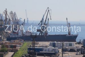 Interventie de urgenta in Portul Constanta. Medicii resusciteaza o persoana de pe un vapor   