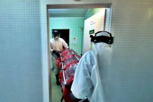 Bilanţul persoanelor din România infectate cu coronavirus care au murit depăşeşte 1250