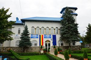 Viceprimarul Moreniului, internat cu temperatură ridicată. Se aşteaptă rezultatele testului Covid-19