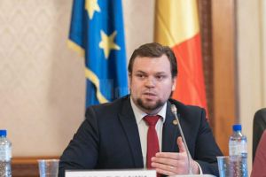 Deputatul USR Daniel Popescu a atras atenţia în Parlament că nu toţi elevii suceveni au ...