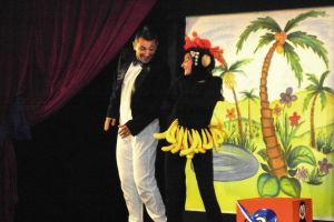 „Cadou virtual”: de ziua lor, copiii sunt invitaţi la spectacole de teatru online