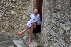 FOTO| „Ardeal”- O nouă colecţie marca Straiu’, a designerului vestimentar internaţional Ioana Sămărghiţan. Motive tradiţionale şi croi contemporan, combinate în ţinute unicat