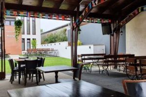 FOTO: Pregătiri pentru redeschiderea teraselor la Reghin